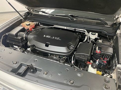 Used 2019 GMC Canyon SLE w/ Driver Alert Package image 15