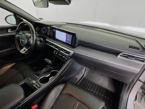 Used 2022 Kia K5 GT-Line AWD/4WD image 32
