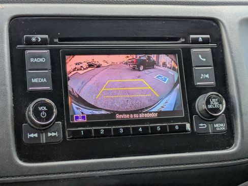 Used 2019 Honda HR-V LX image 19