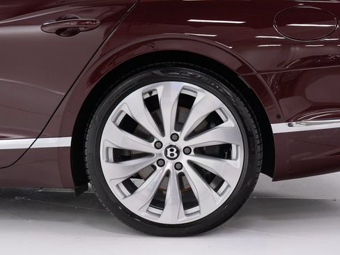 Used 2026 Bentley Flying Spur Plug-In Hybrid AWD/4WD image 46