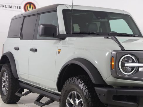 Used 2024 Ford Bronco Badlands AWD/4WD image 27