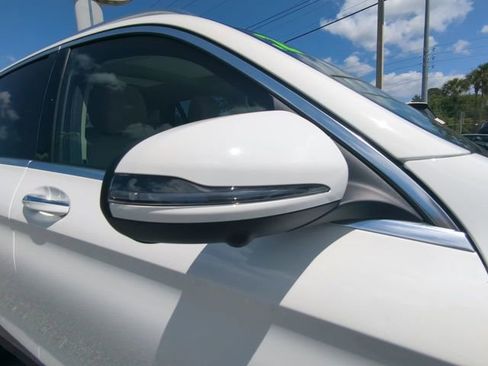 Used 2022 Mercedes-Benz GLC 300 image 13