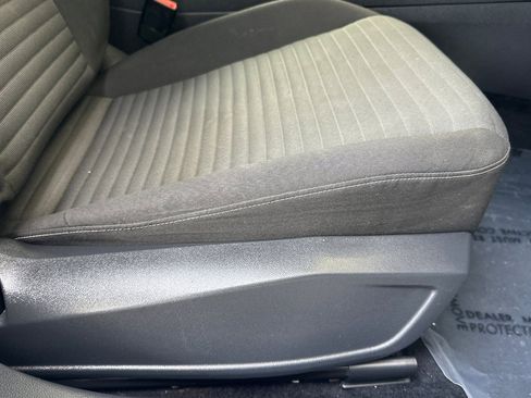 Used 2022 Volkswagen Jetta S FWD image 22