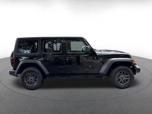Used 2025 Jeep Wrangler Unlimited Sport AWD/4WD image 14