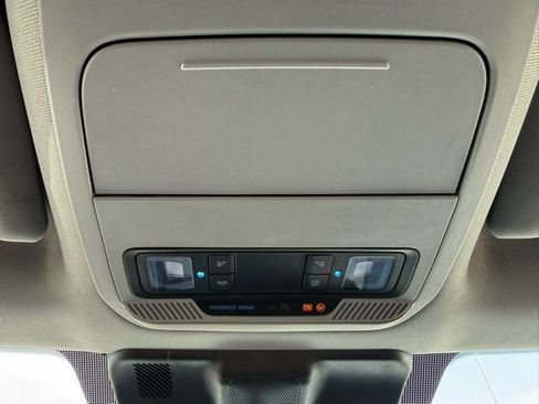 Used 2024 Ford F250 XLT image 23