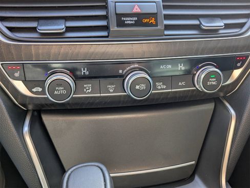 Used 2022 Honda Accord EX-L image 22