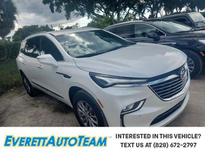 Used 2023 Buick Enclave Essence