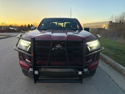 Used 2024 Chevrolet Colorado Z71 w/ Z71 Convenience Package 2 image 2