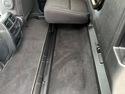Used 2023 Honda Ridgeline Sport image 11