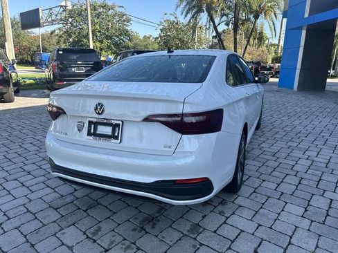 Used 2024 Volkswagen Jetta SE FWD image 38