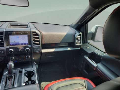 Used 2020 Ford F150 Lariat w/ Equipment Group 502A Luxury AWD/4WD image 7