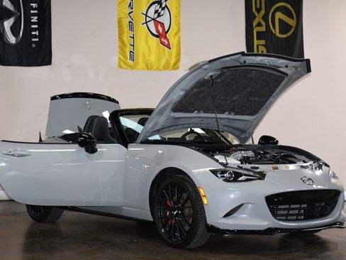 Used 2025 MAZDA MX-5 Miata Club w/ Brembo/BBS Recaro Package RWD image 89
