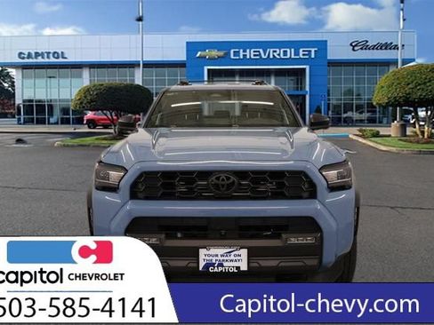 Used 2025 Toyota 4Runner TRD Off-Road Premium AWD/4WD image 8