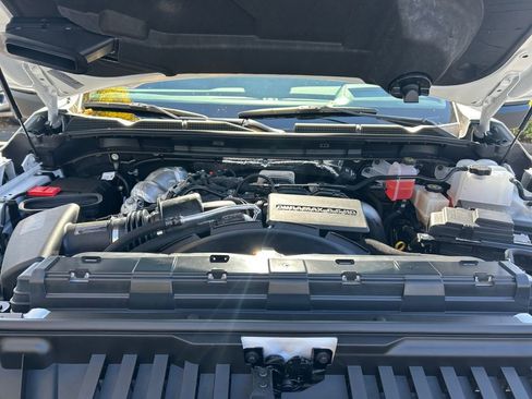 New 2025 GMC Sierra 2500 AT4 w/ AT4 Premium Plus Package image 29