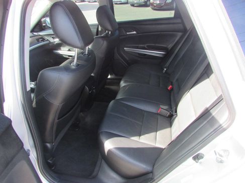 Used 2015 Honda Crosstour EX-L image 30