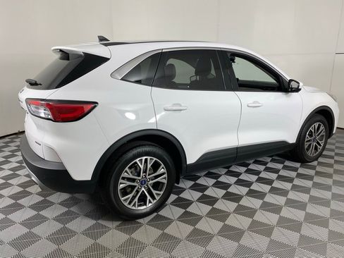 Used 2022 Ford Escape SEL image 5