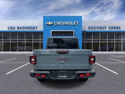 Used 2026 Jeep Gladiator Rubicon AWD/4WD image 7
