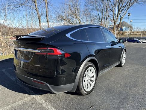 Used 2020 Tesla Model X Long Range image 6