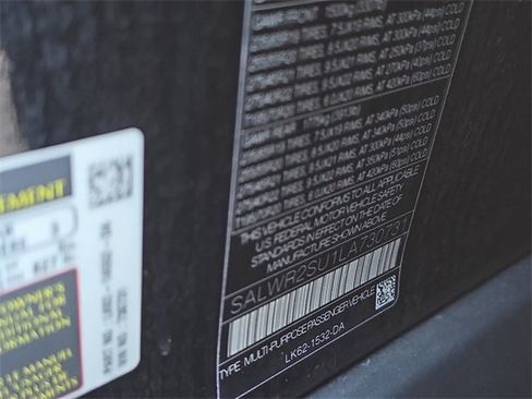 Used 2020 Land Rover Range Rover Sport HSE image 37