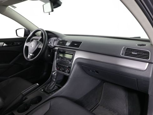Used 2015 Volkswagen Passat 1.8T Wolfsburg Edition image 23