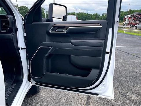 Used 2024 Chevrolet Silverado 1500 RST w/ Max Trailering Package AWD/4WD image 29