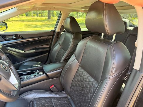 Used 2021 Nissan Maxima Platinum FWD image 12