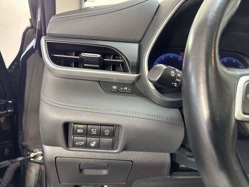 Used 2023 Toyota Highlander Platinum AWD/4WD image 14