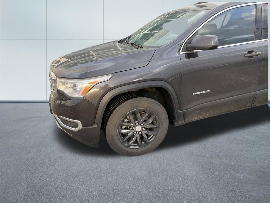 Used 2017 GMC Acadia SLT AWD/4WD image 5