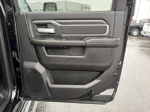 Used 2024 RAM 2500 Big Horn image 17