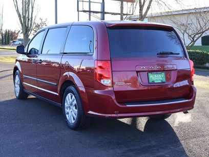 Used 2015 Dodge Grand Caravan American Value Package w/ UConnect Hands-Free Group