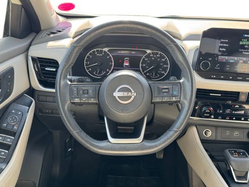 Used 2023 Nissan Rogue SL w/ SL Premium Package FWD image 13