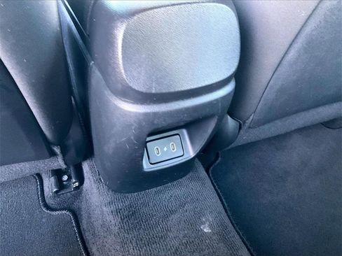 Used 2025 Hyundai Elantra Sport image 25