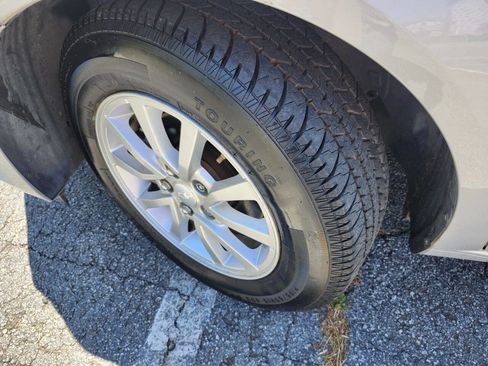 Used 2017 Chevrolet Sonic LT image 17