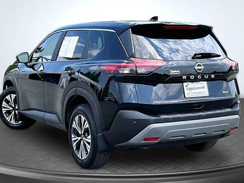 Used 2023 Nissan Rogue SV FWD image 4