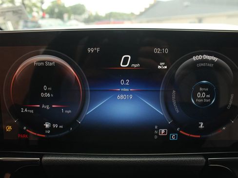 Used 2023 Mercedes-Benz GLA 250 w/ Premium Package image 34