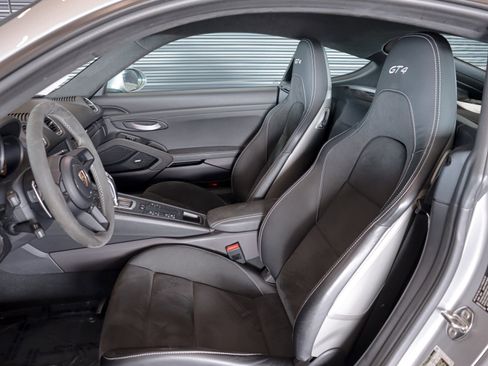 Certified 2021 Porsche 718 Cayman GT4 image 10