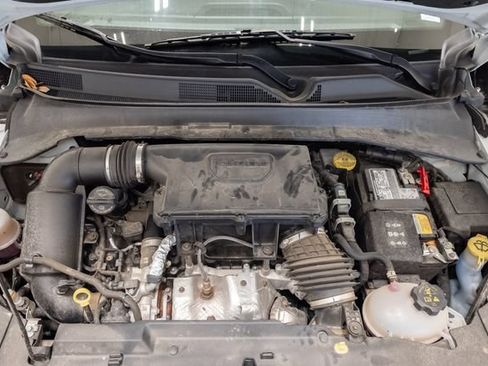 Certified 2025 Jeep Compass Limited AWD/4WD image 3