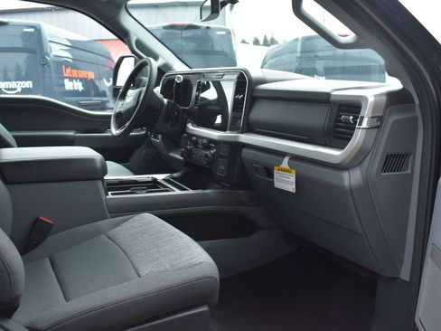 New 2025 Ford F350 XLT w/ Black Appearance Package image 12