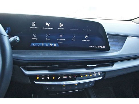 Used 2024 Cadillac XT4 Sport image 21