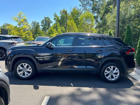 Used 2021 Volkswagen Atlas Cross Sport S FWD image 4