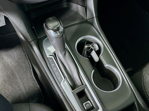 Used 2019 Chevrolet Equinox LT image 25