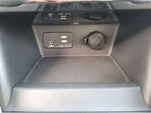 Used 2021 Subaru Forester Limited w/ Popular Package #3 image 16