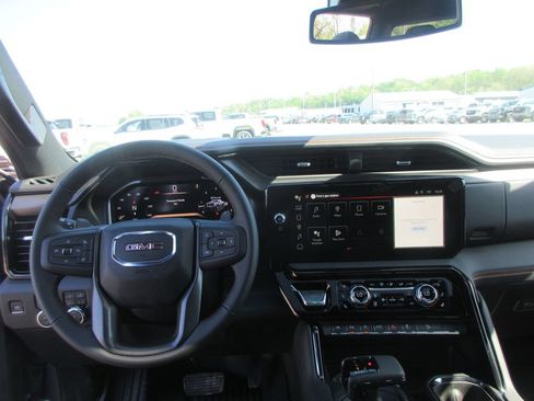 New 2026 GMC Sierra 1500 AT4 w/ AT4 Premium Package AWD/4WD image 19