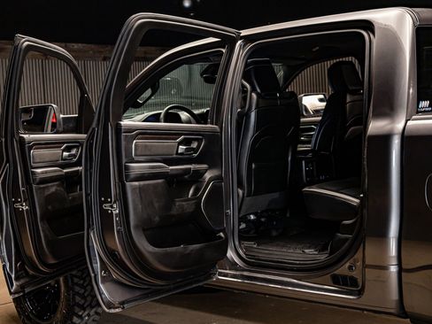 Used 2025 RAM 1500 Laramie w/ Sport Appearance Package image 27