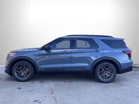 New 2026 Ford Explorer ST image 26
