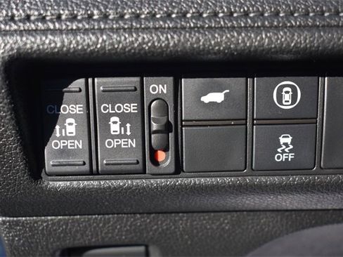 Used 2023 Honda Odyssey Sport image 25