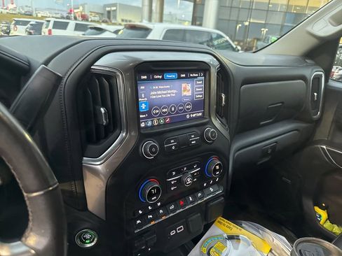 Certified 2020 Chevrolet Silverado 1500 LTZ w/ LTZ Premium Package image 5