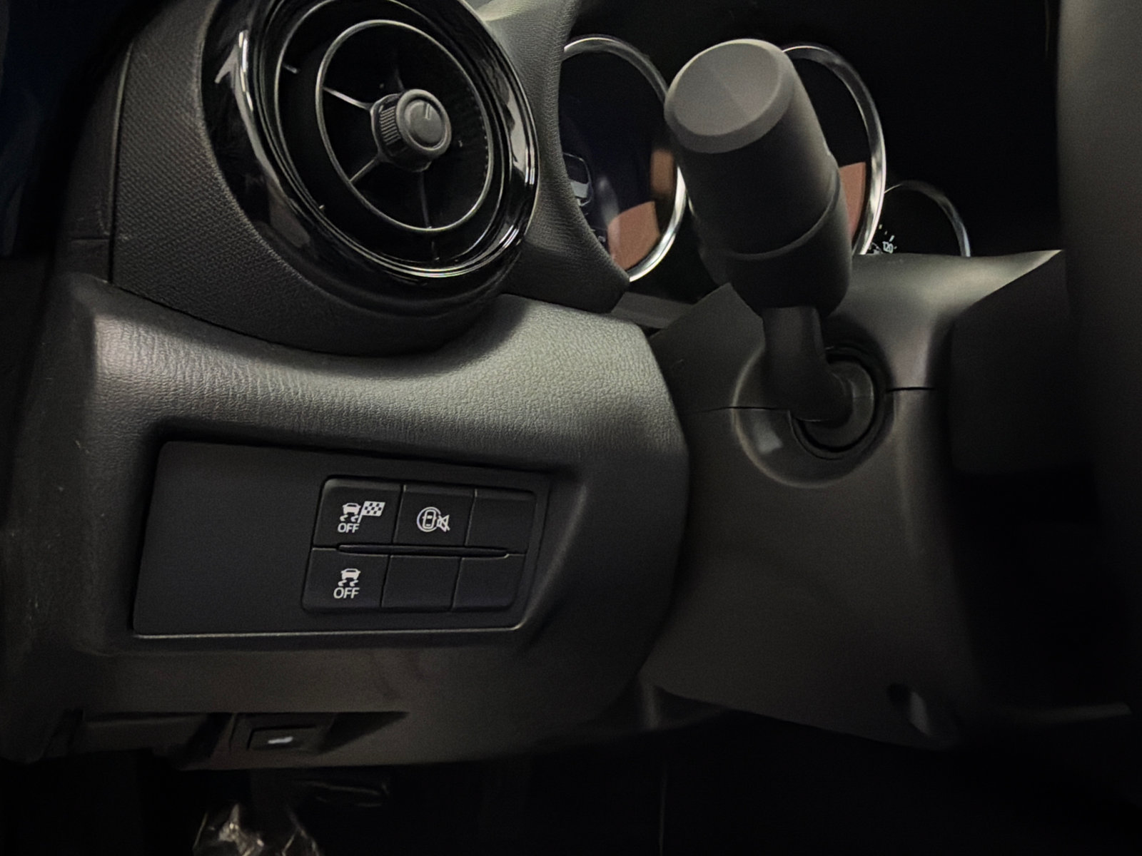 New 2026 MAZDA MX-5 Miata Club RWD image 37