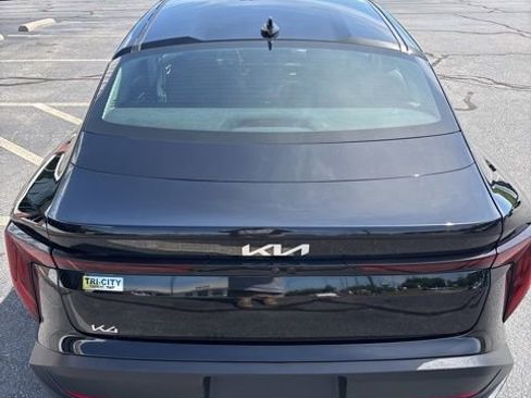 Used 2025 Kia K4 FWD image 6