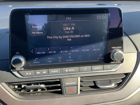 Used 2024 Nissan Altima 2.5 SR image 30